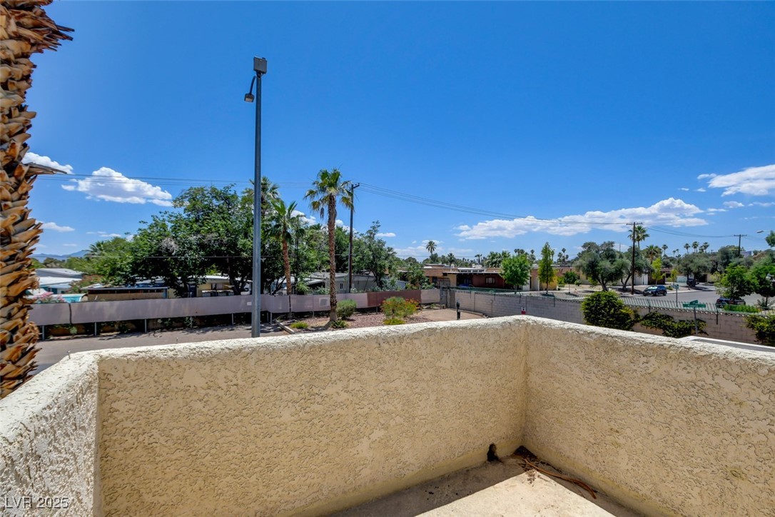 2696 Matogroso Lane