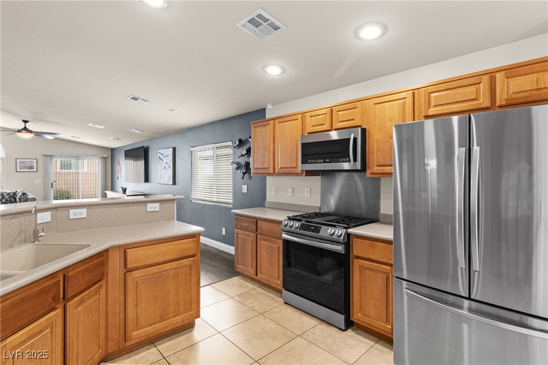 9368 Maple Red Court