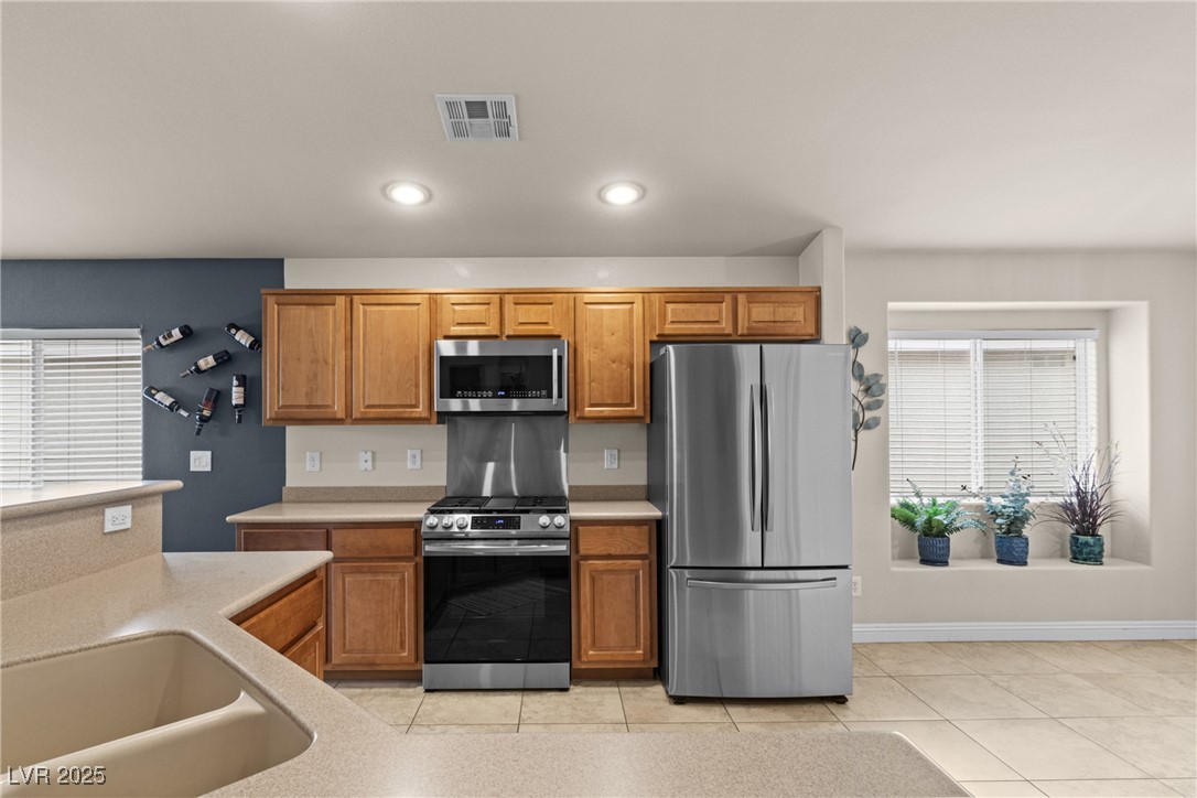 9368 Maple Red Court