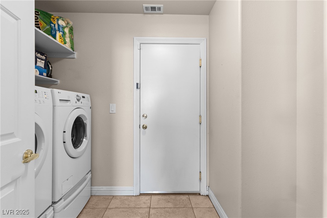 9368 Maple Red Court