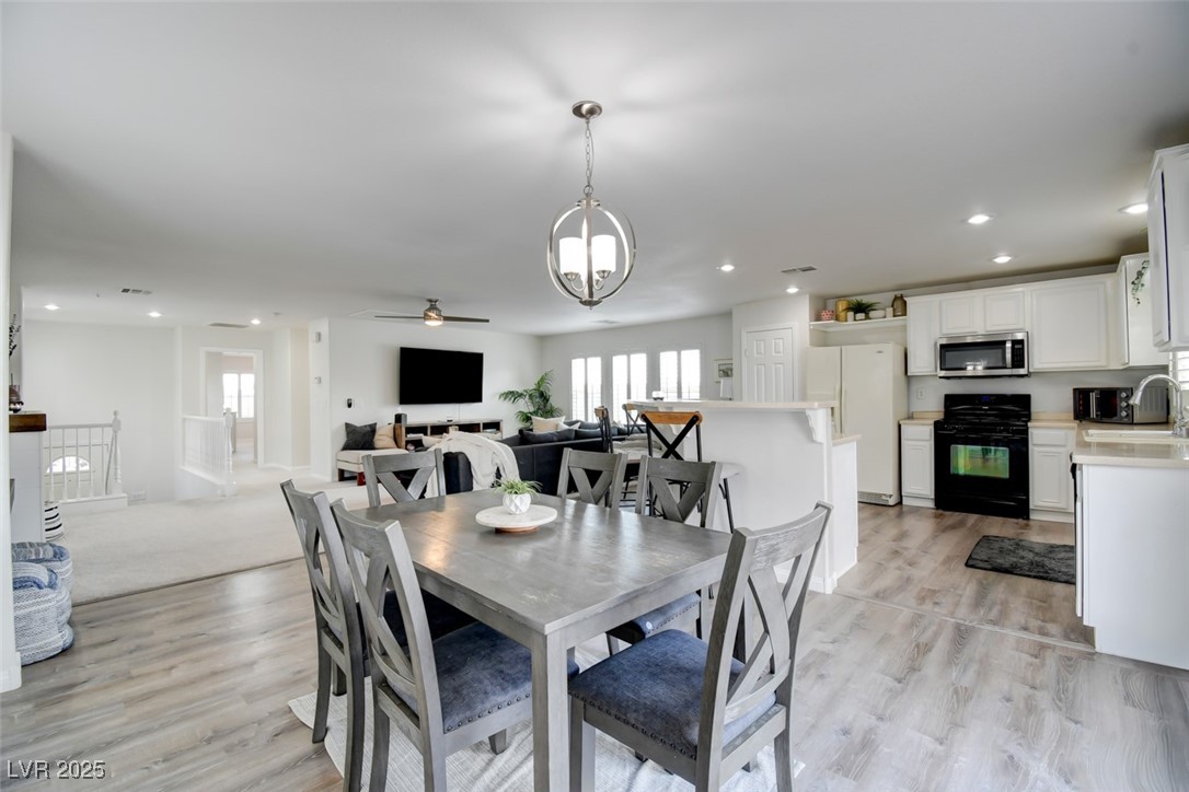 5697 Tapestry Rose Court