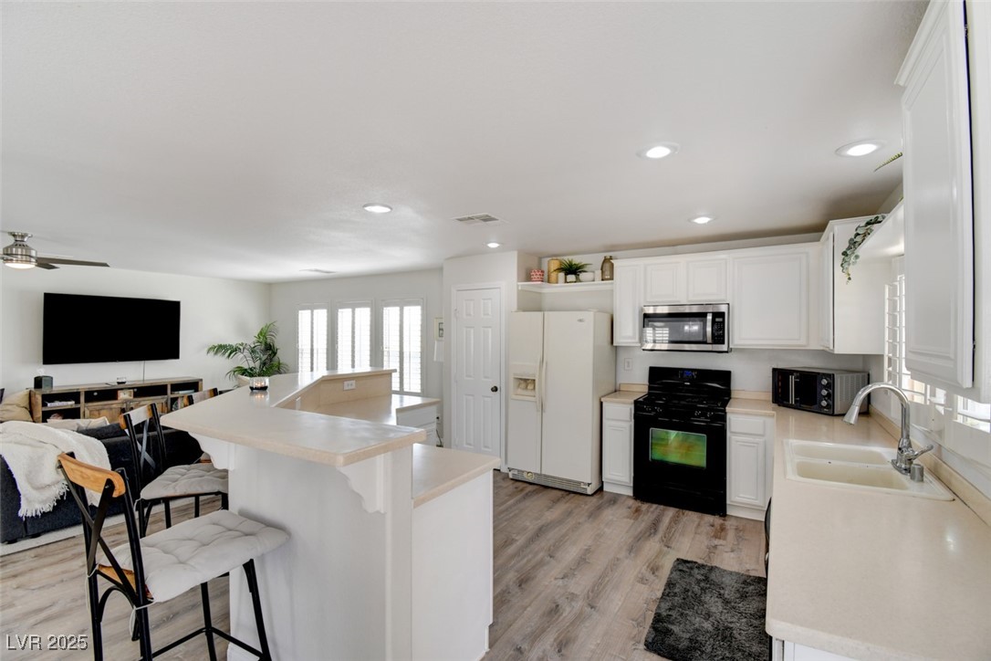 5697 Tapestry Rose Court