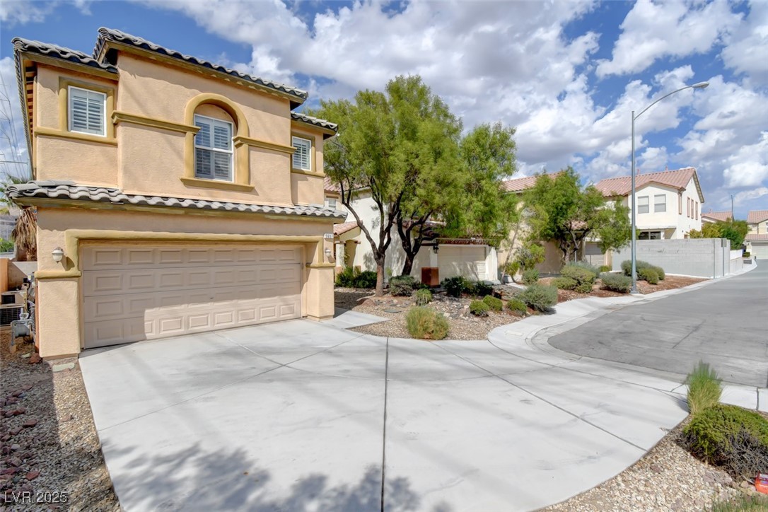 5697 Tapestry Rose Court