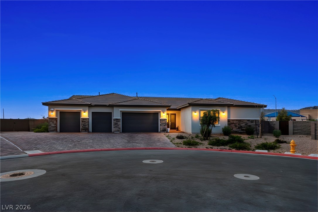 6561 West Azure Drive