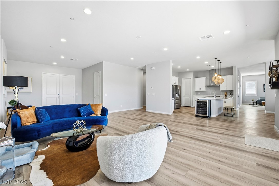 6561 West Azure Drive