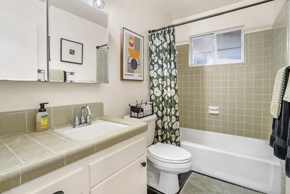 20 Corrala Vista Drive