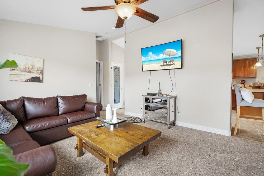 789 Green Valley Road 105