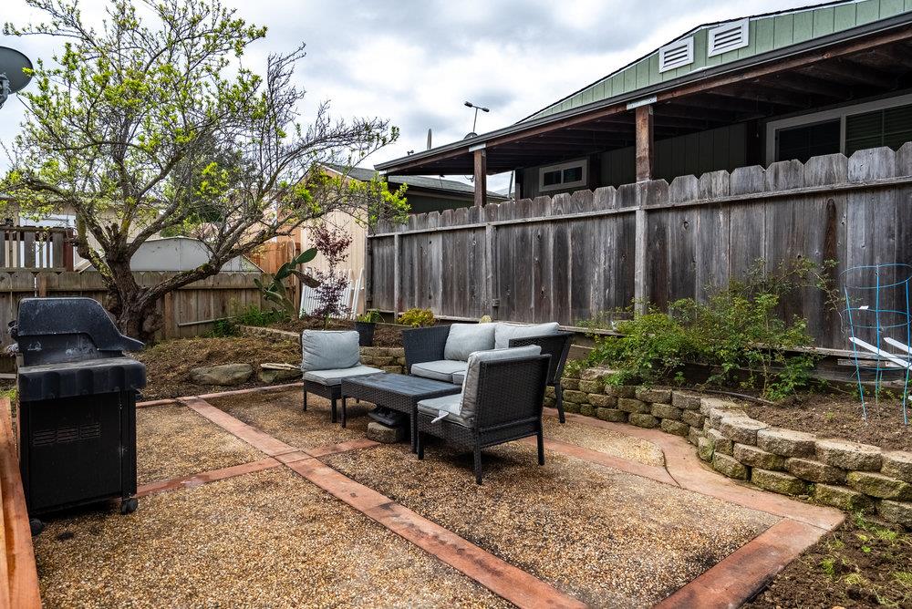 789 Green Valley Road 105