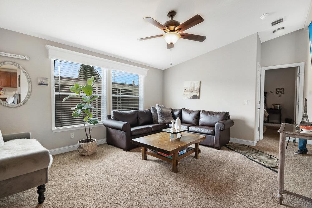 789 Green Valley Road 105