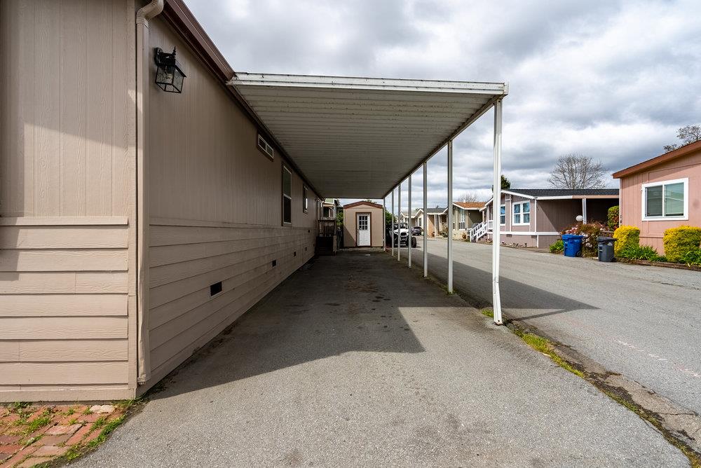 789 Green Valley Road 105