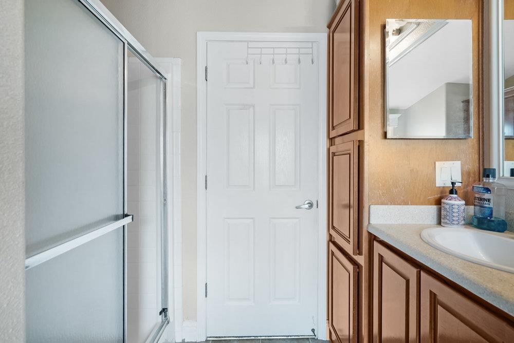 789 Green Valley Road 105