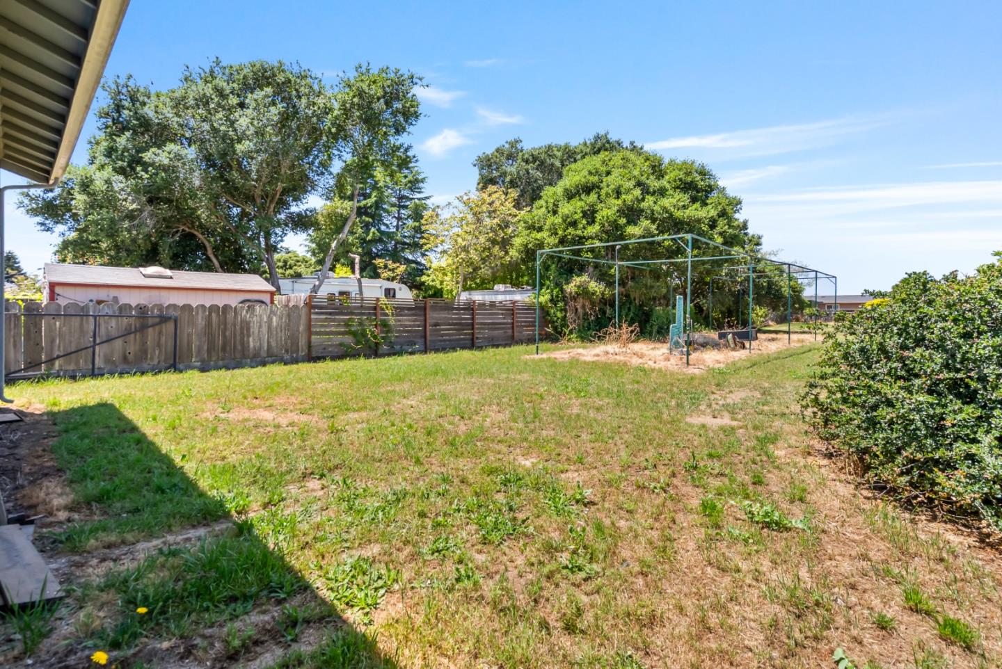 66 Bowker RD