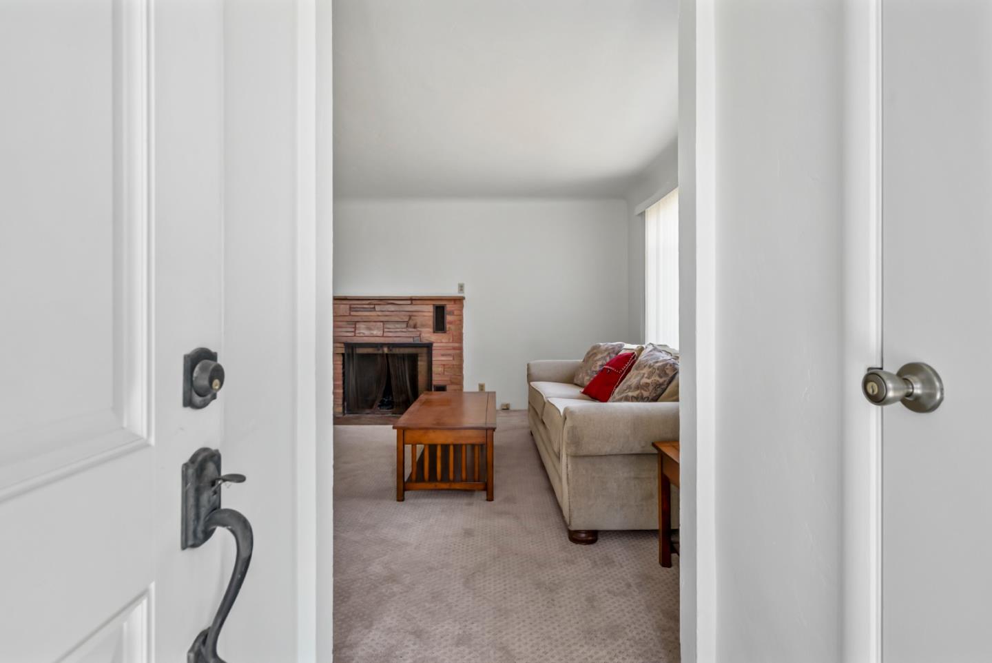 66 Bowker RD