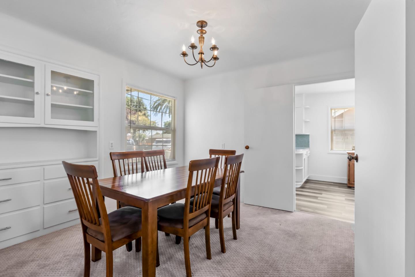 66 Bowker RD