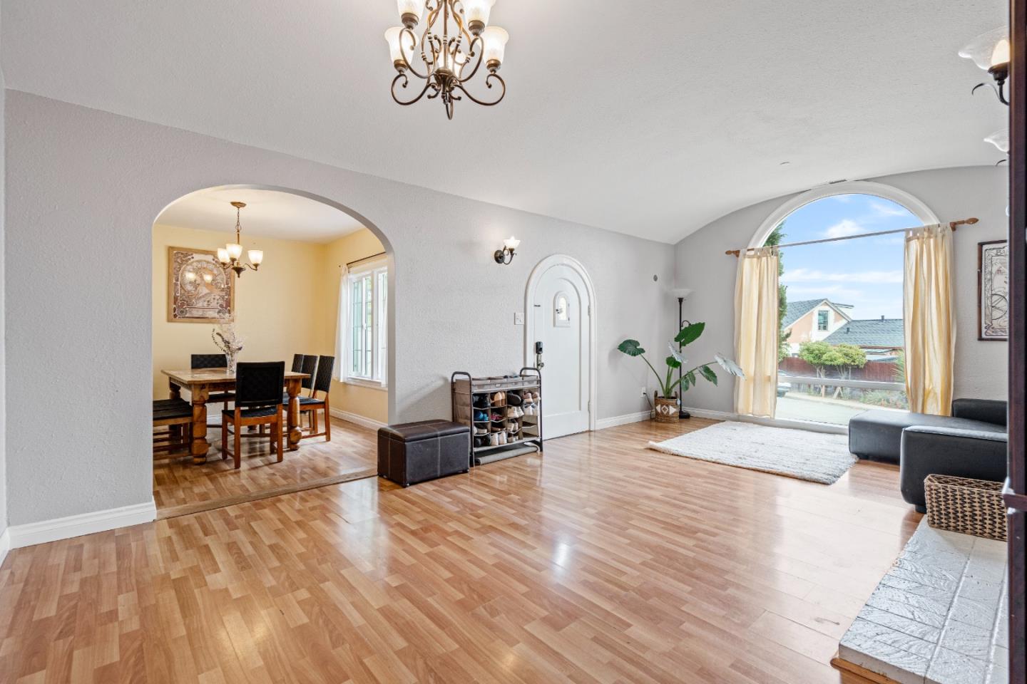 3 Gonzales Street