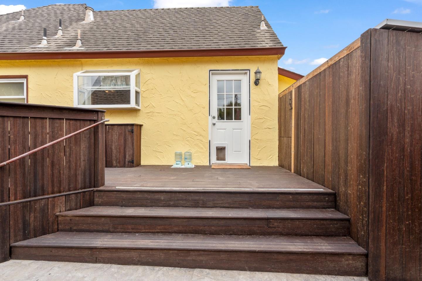 3 Gonzales Street