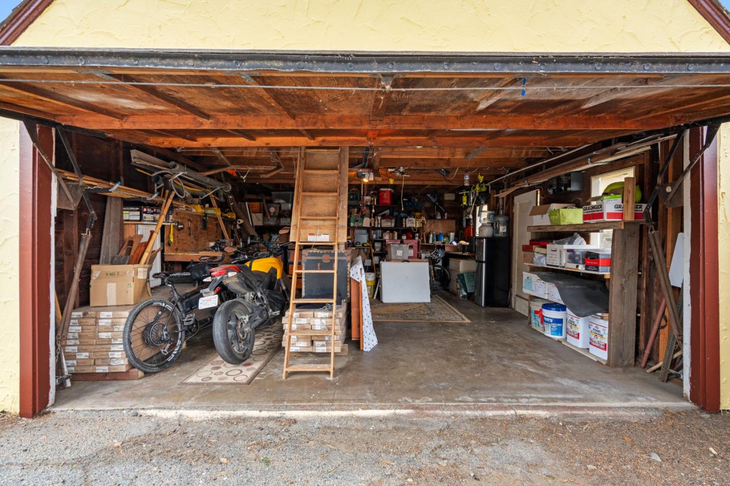 3 Gonzales Street
