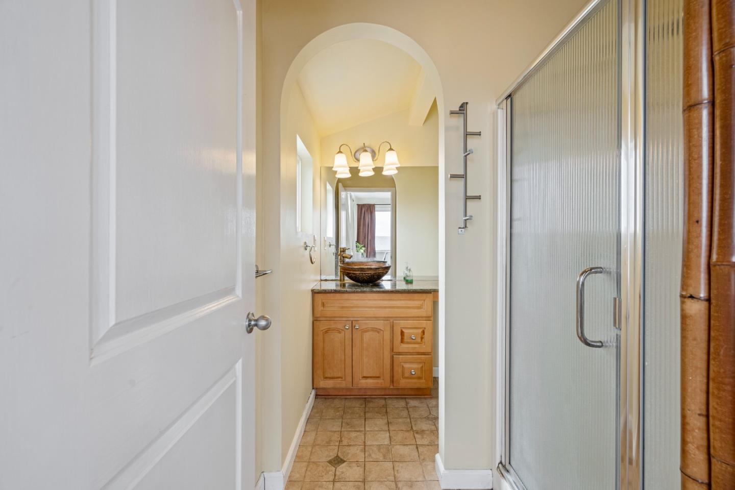 3 Gonzales Street