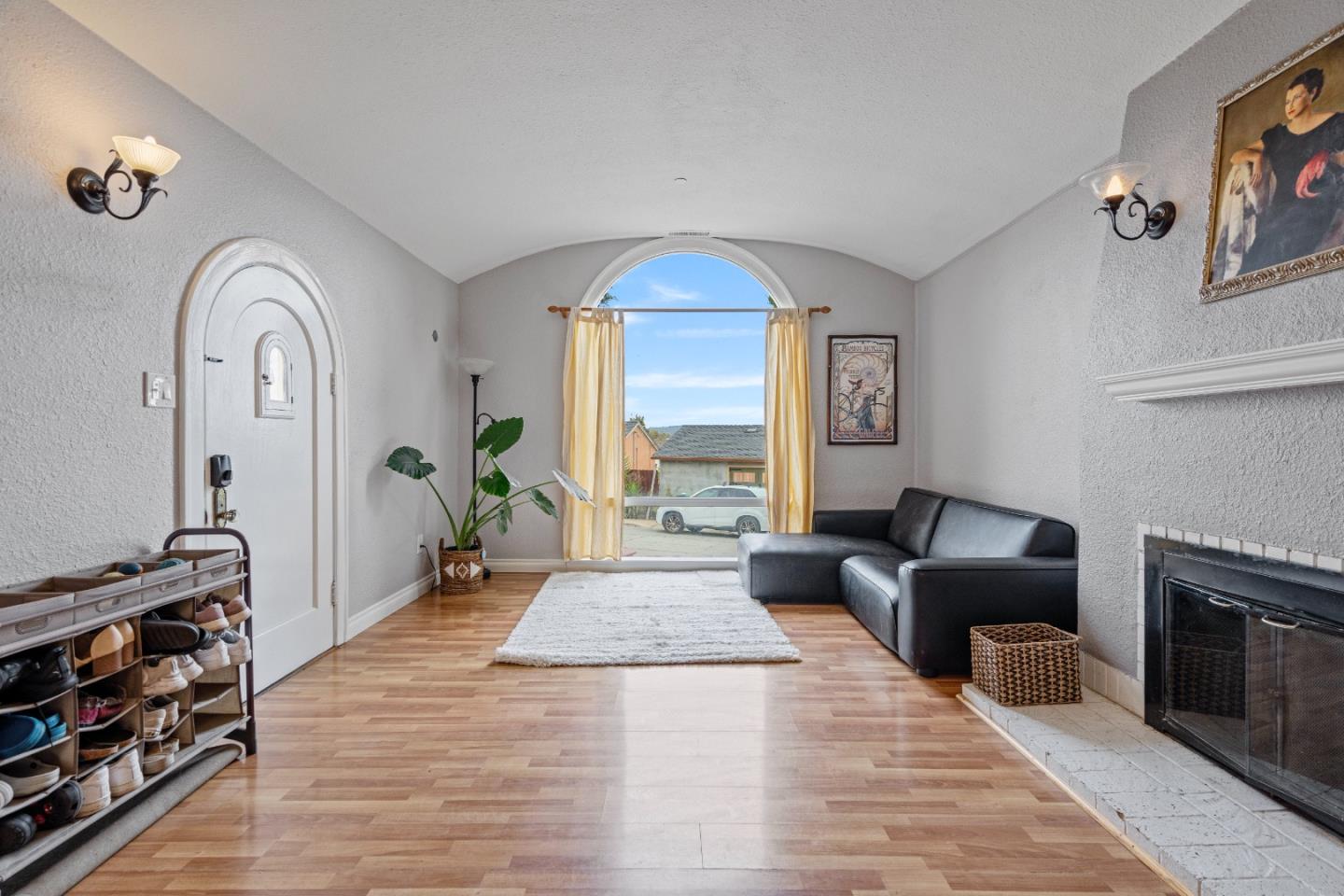 3 Gonzales Street