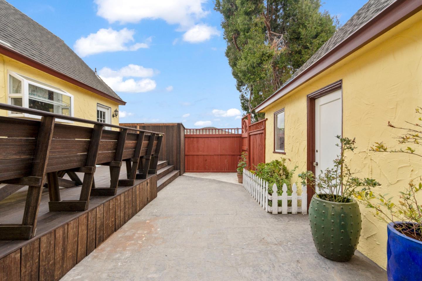 3 Gonzales Street