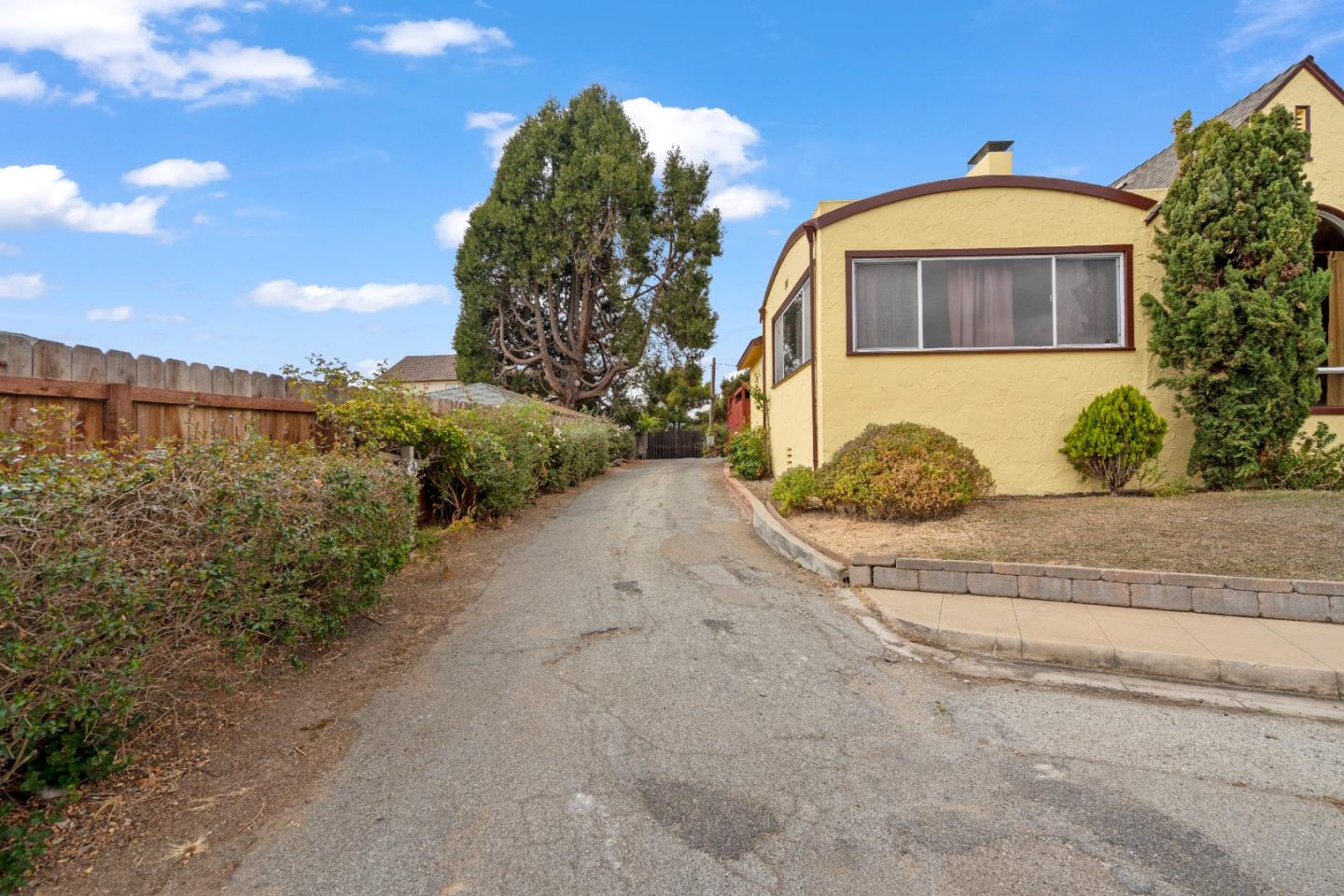 3 Gonzales Street
