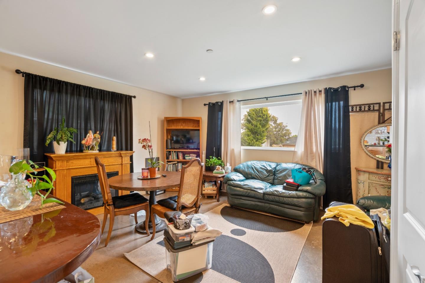 3 Gonzales Street