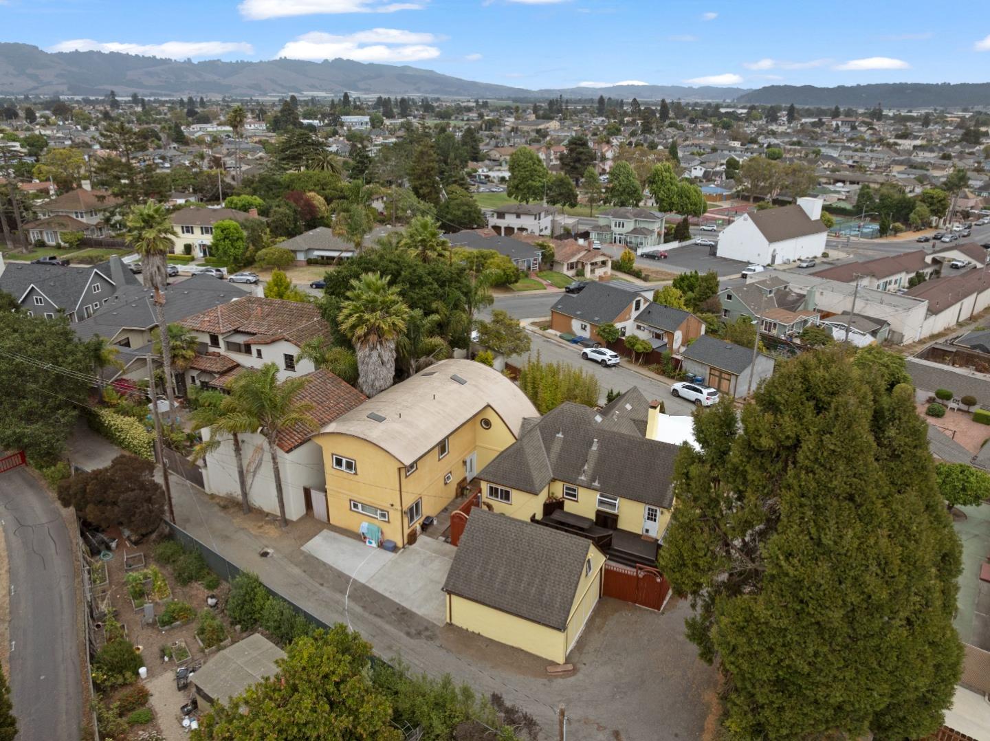 3 Gonzales Street