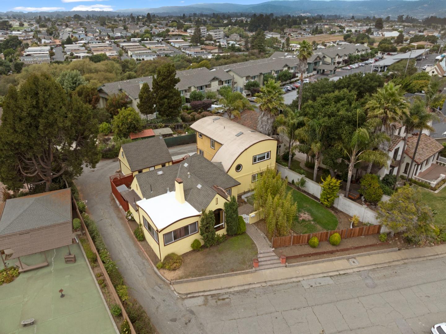 3 Gonzales Street