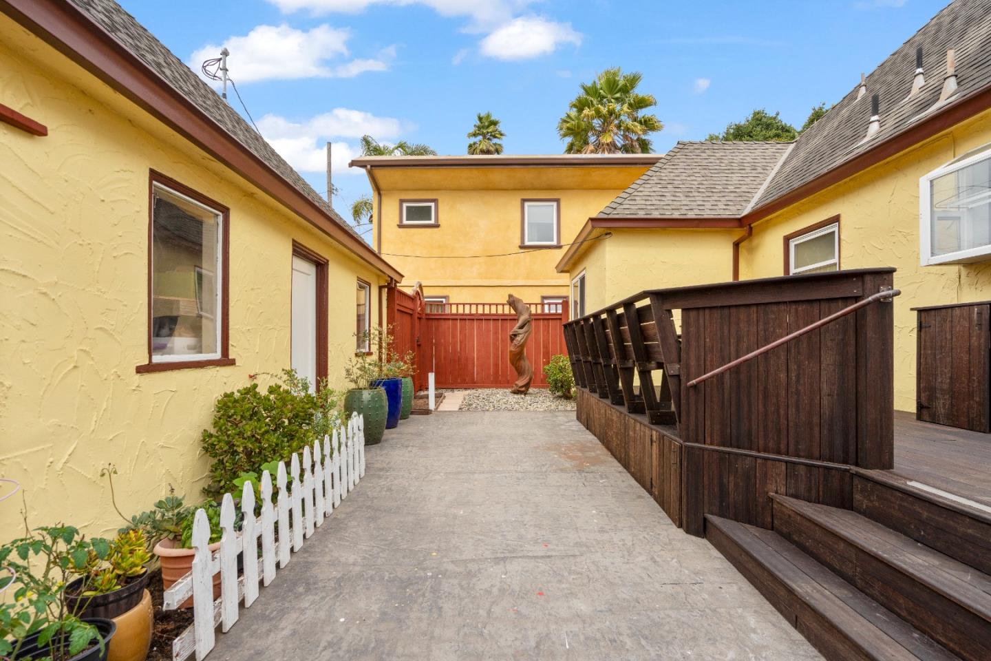 3 Gonzales Street