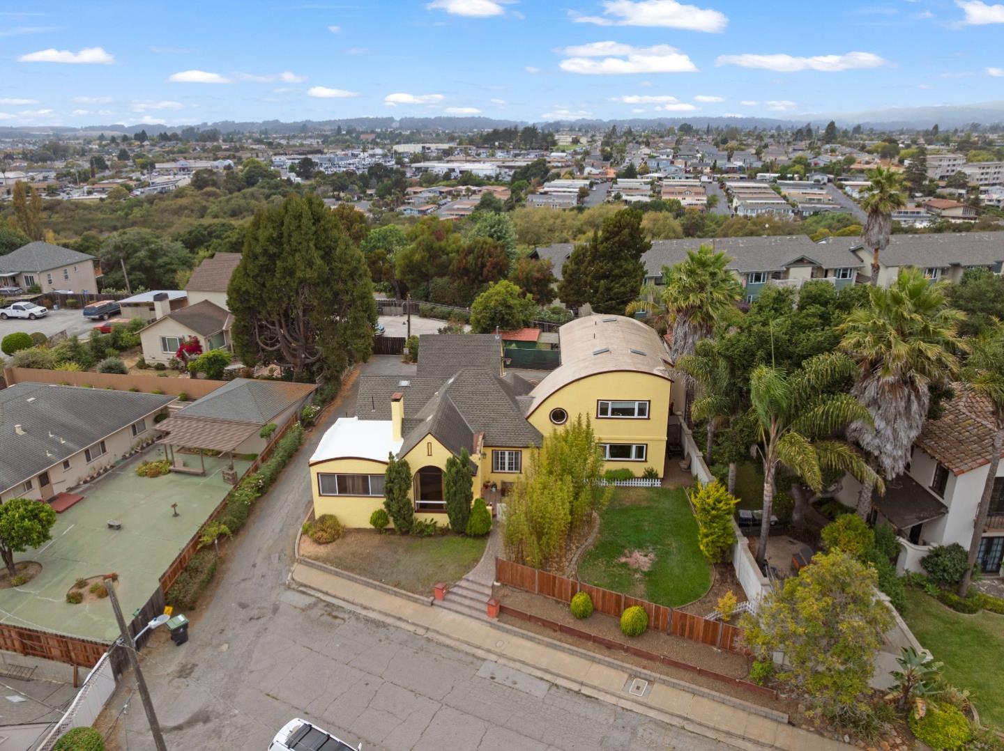 3 Gonzales Street
