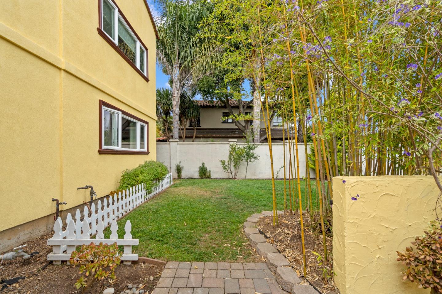 3 Gonzales Street