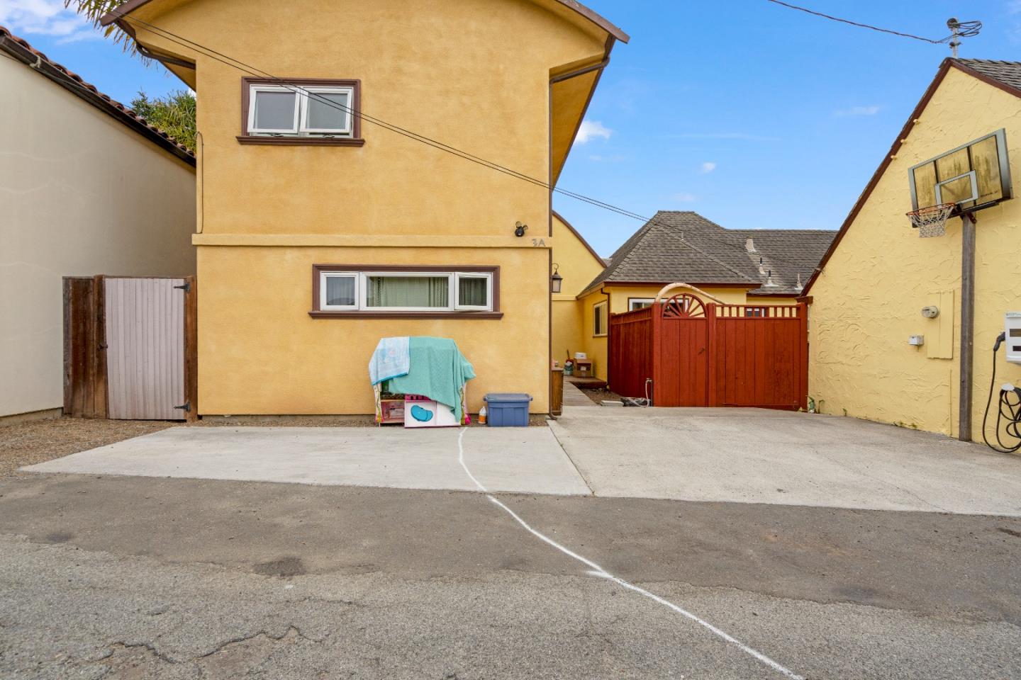 3 Gonzales Street