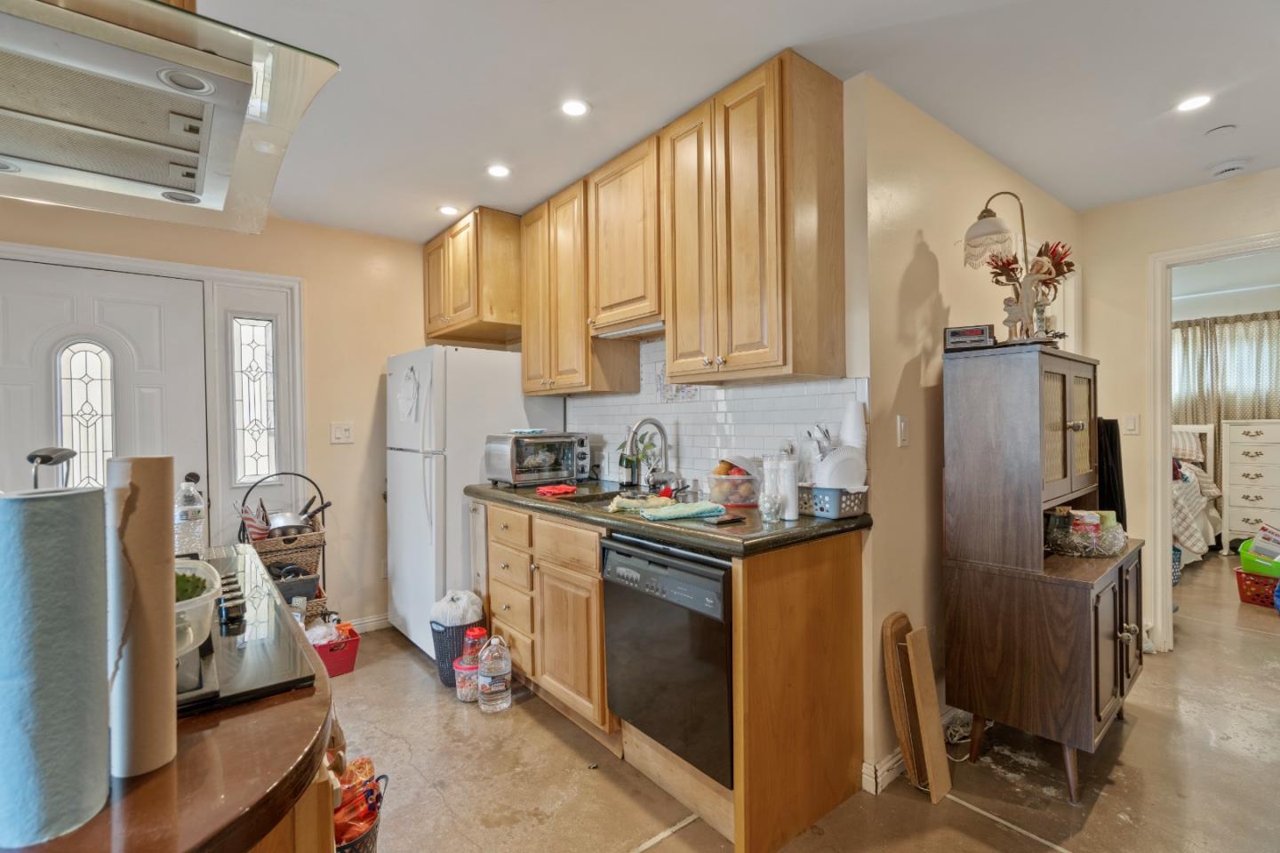 3 Gonzales Street