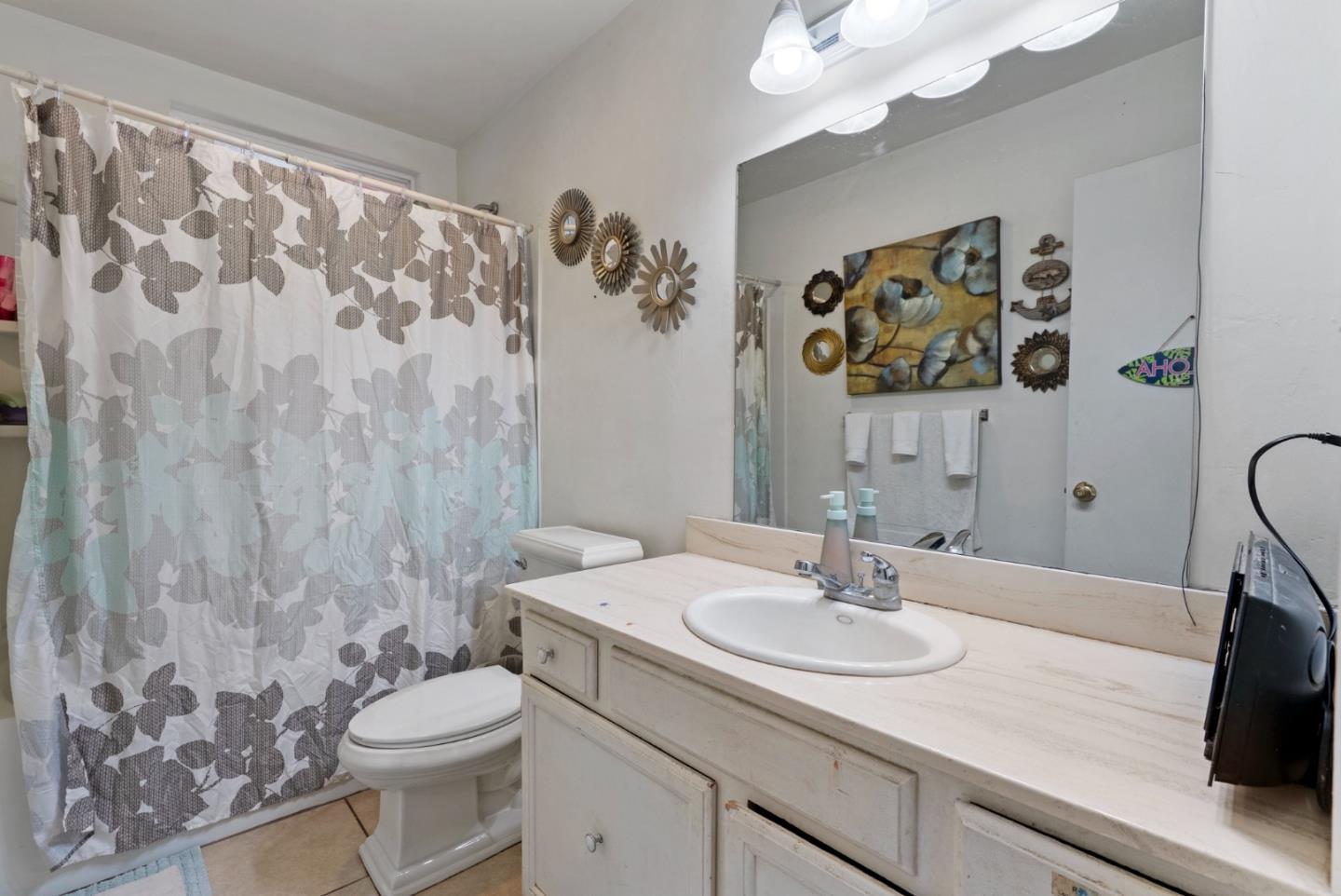 1780 Truckee Way
