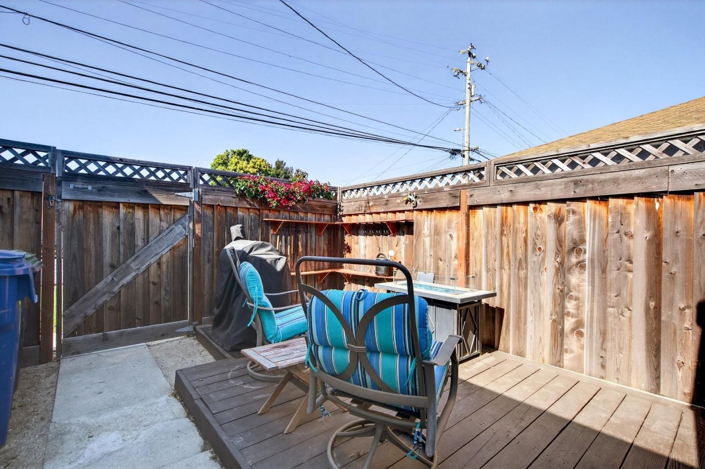 502 East Beach Street