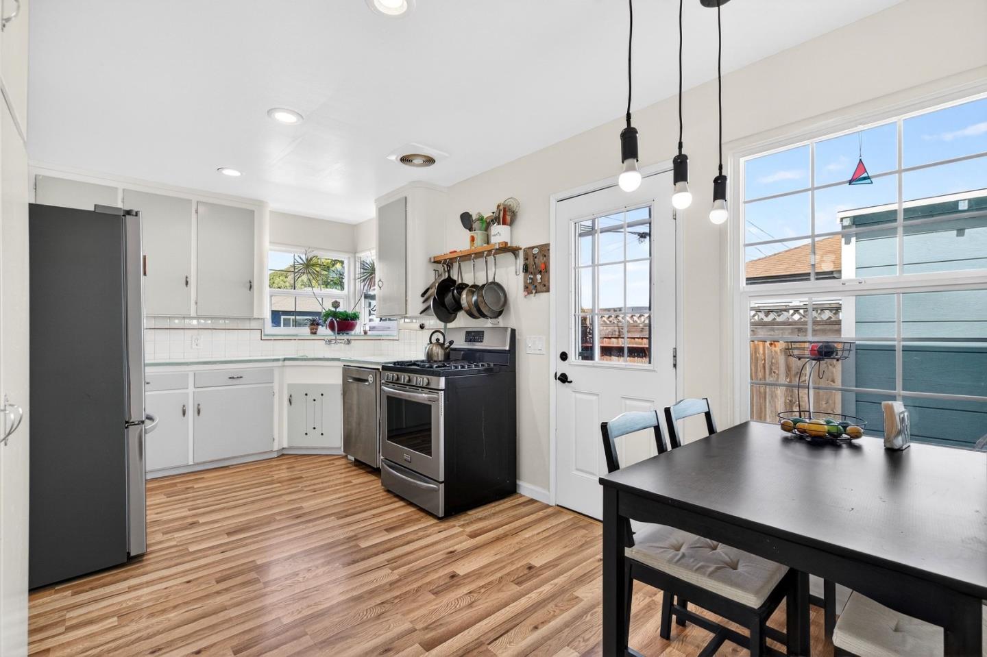 502 East Beach Street