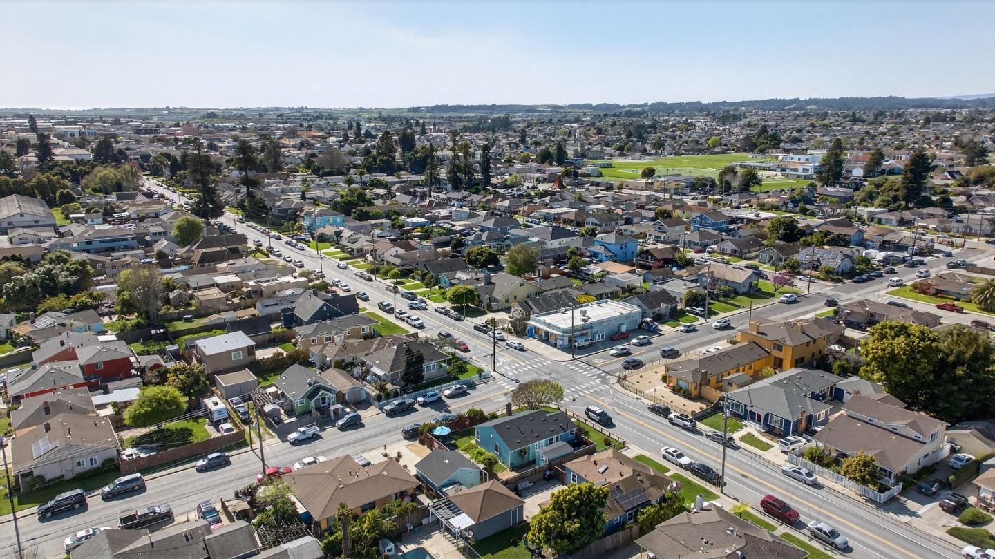 502 East Beach Street