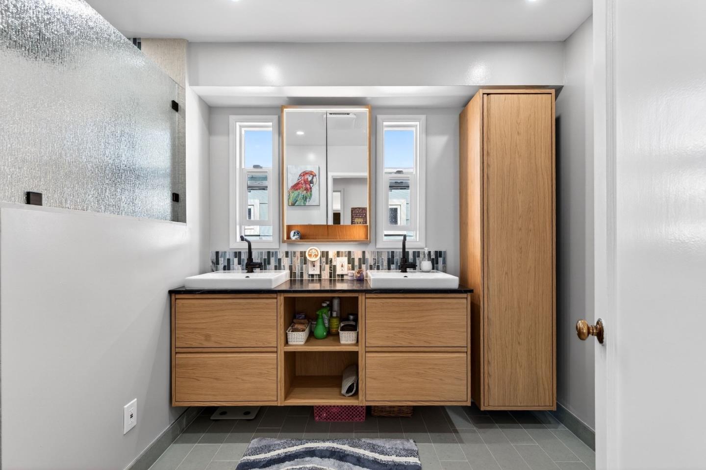 502 East Beach Street