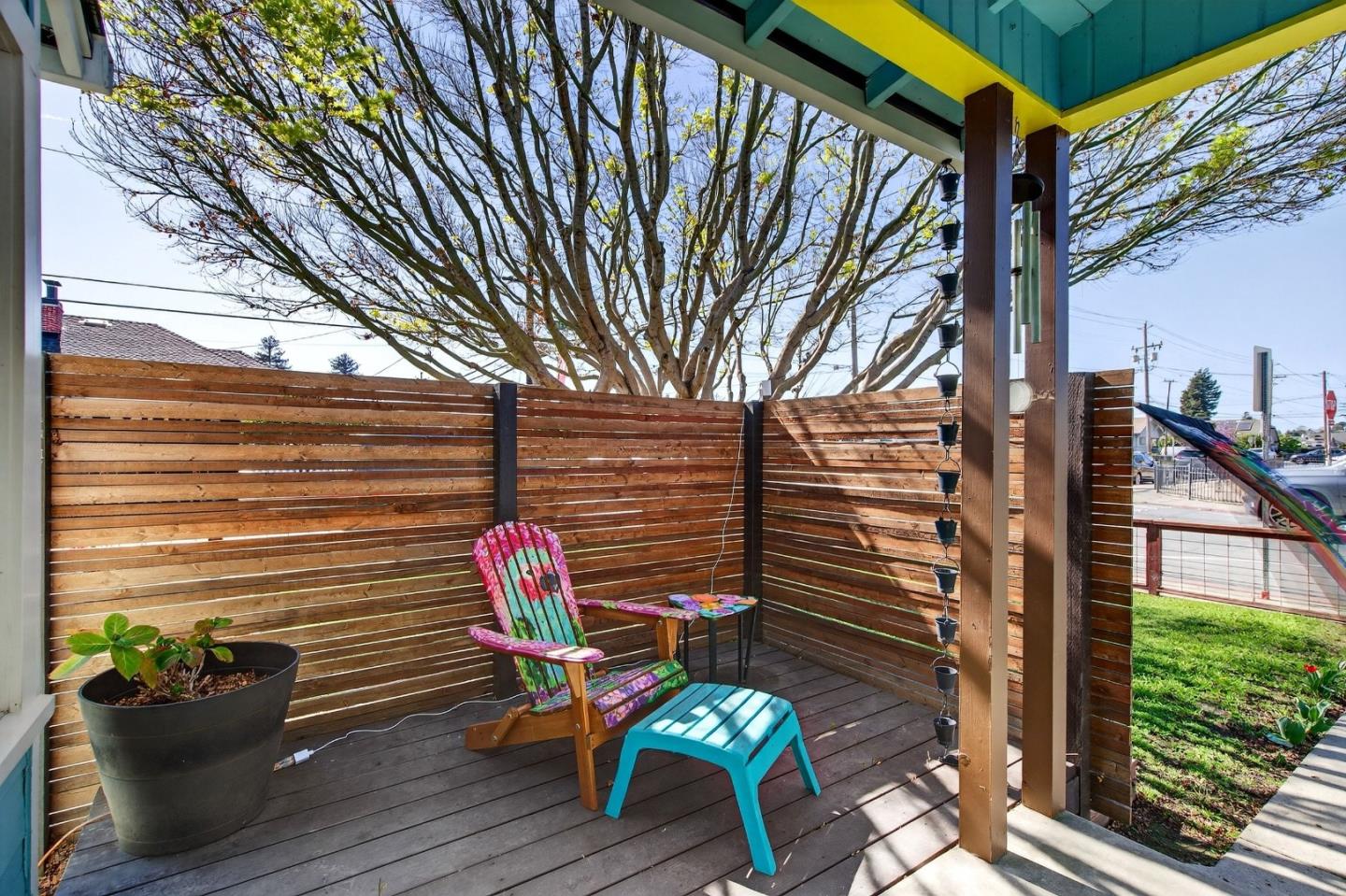 502 East Beach Street