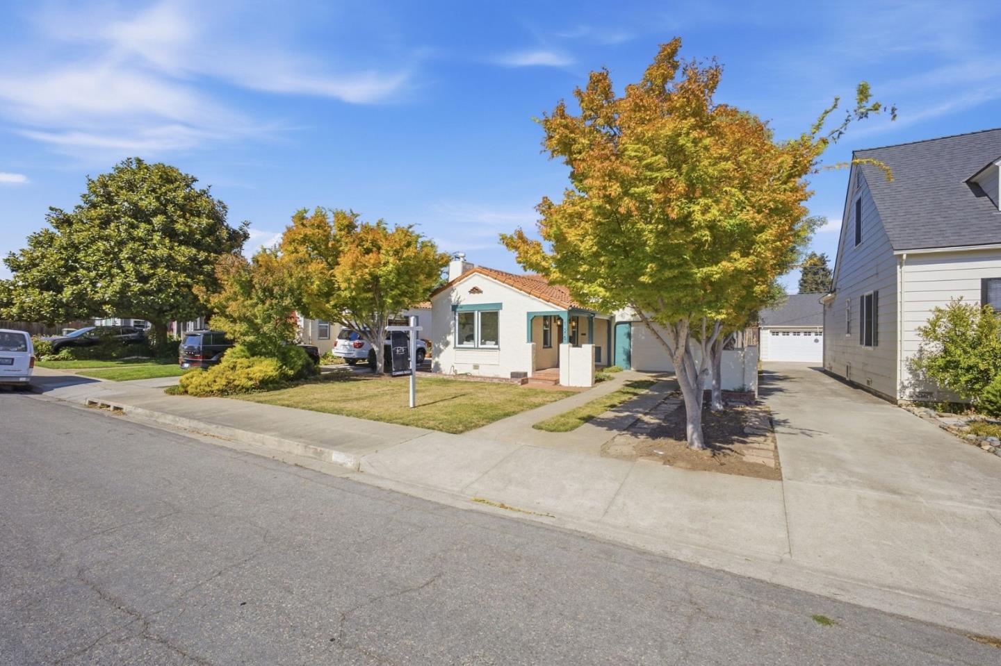 126 Rogers AVE
