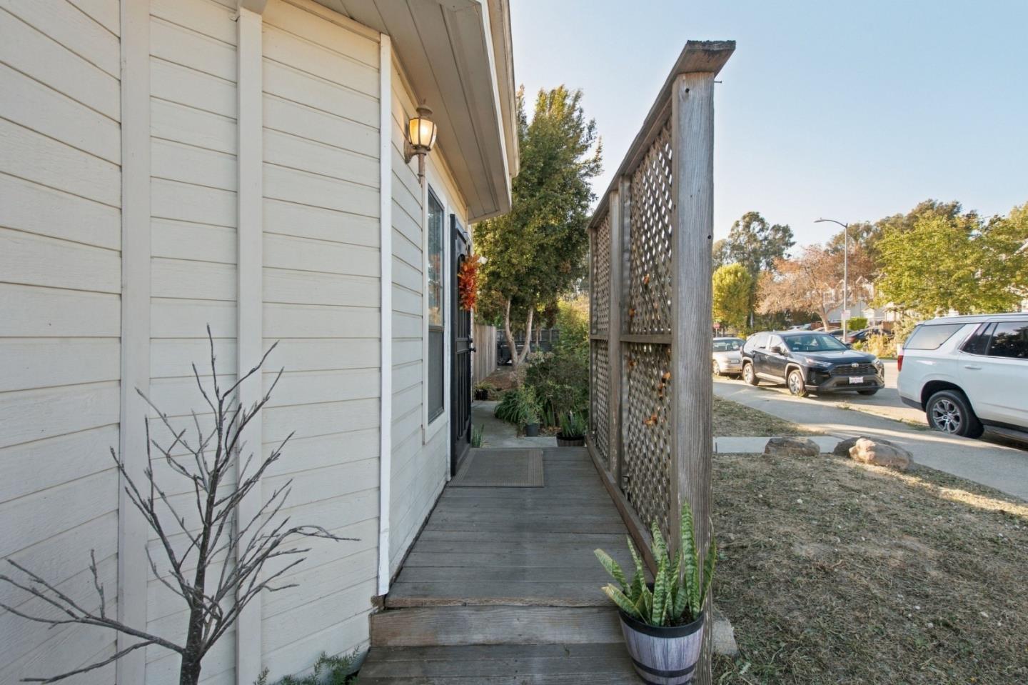 46 Faith DR