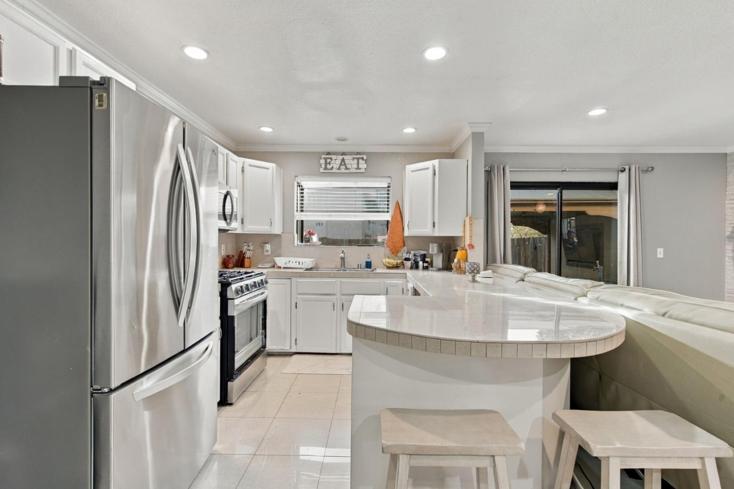 46 Faith DR