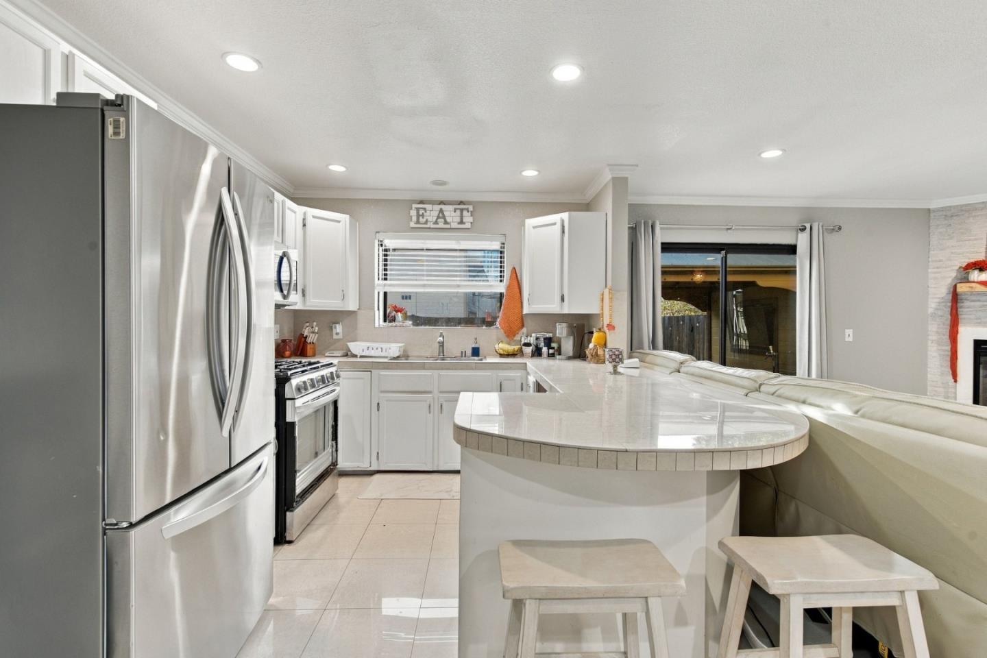 46 Faith DR