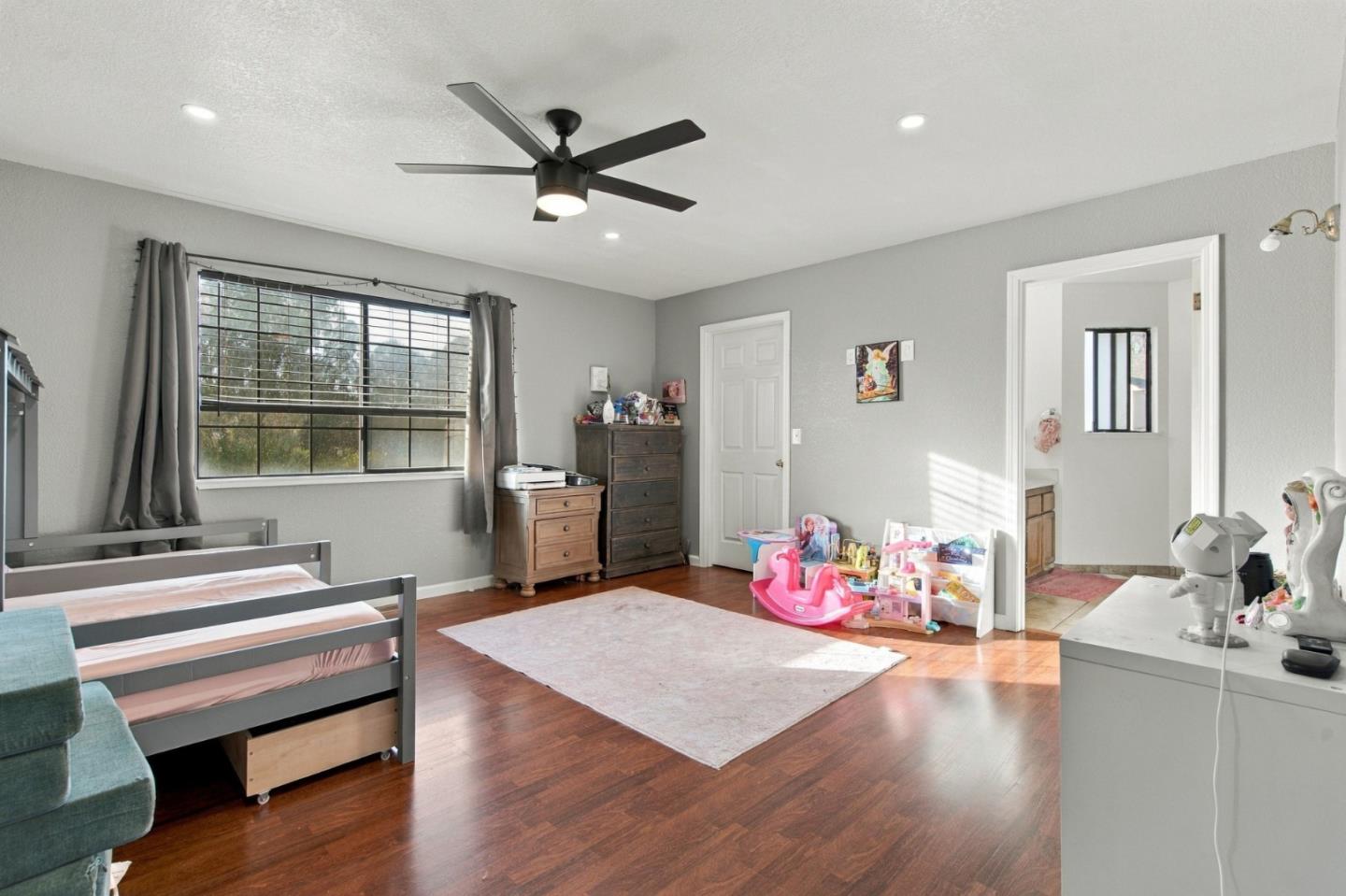 46 Faith DR