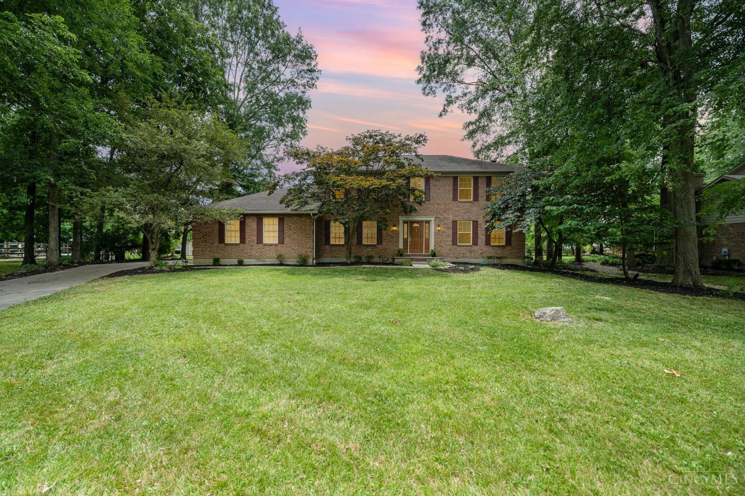 5587 Beech Grove Drive