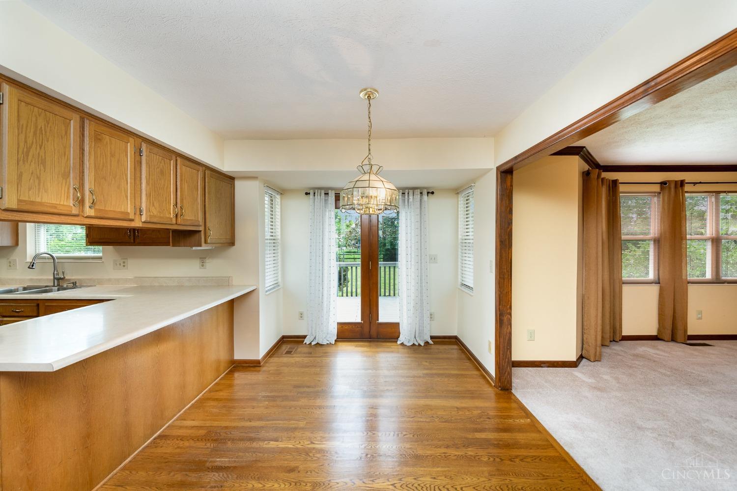 5587 Beech Grove Drive
