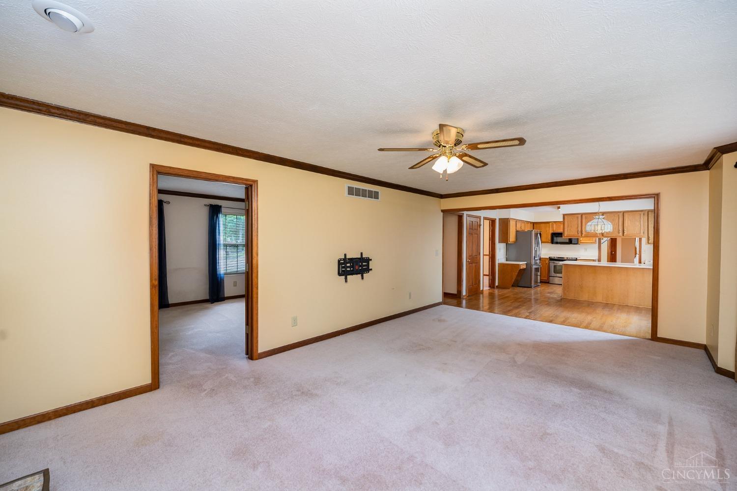 5587 Beech Grove Drive