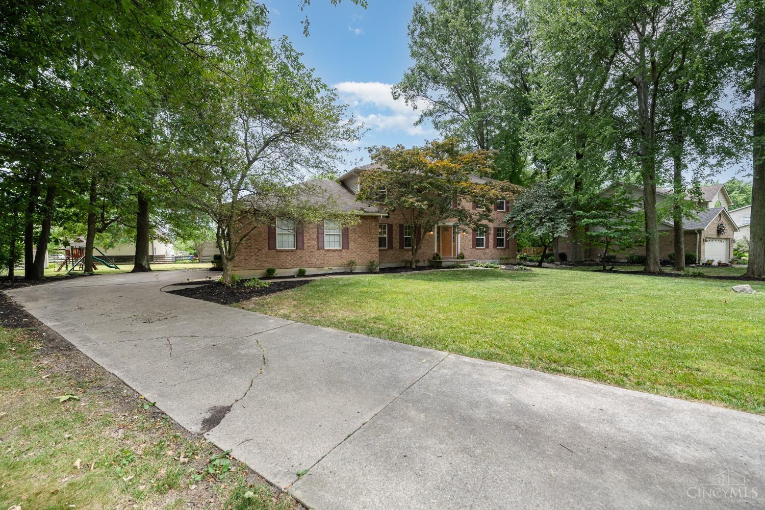 5587 Beech Grove Drive
