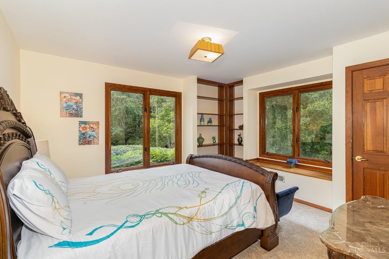 8907 Terwilligers Trail