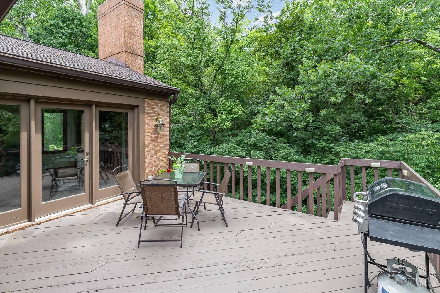 8907 Terwilligers Trail